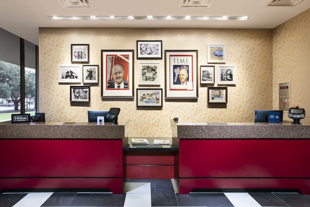 Hilton University of Houston interior in Houston, TX — gallery photo 2