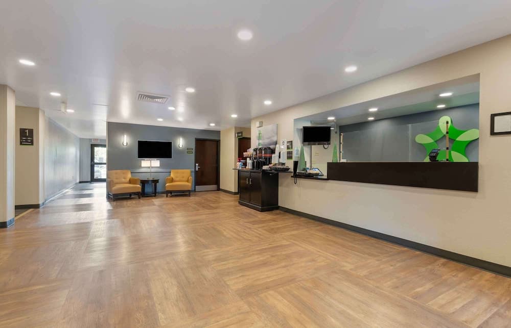 Extended Stay America Suites Washington DC Centreville Manas interior in Centreville, VA — gallery photo 2