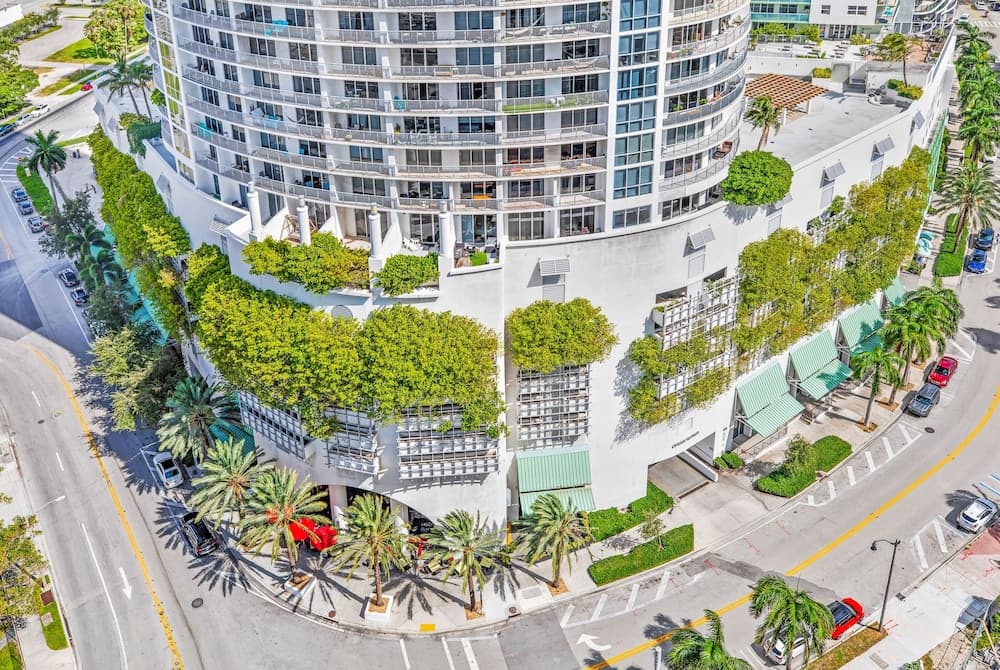 The Grand Biscayne Bay featured exterior or lobby in Miami, FL — similar hotel