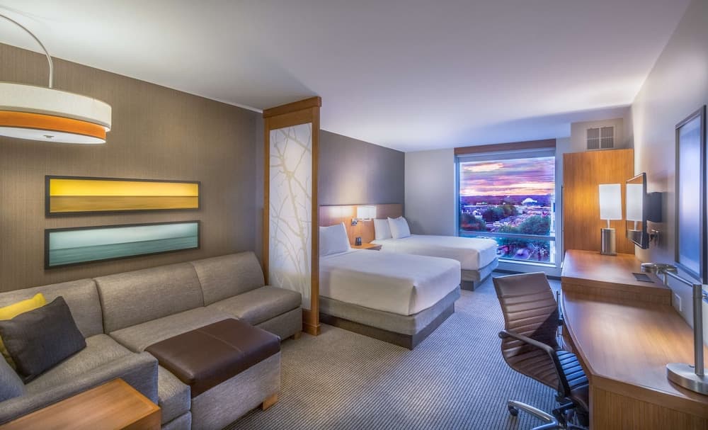 Hyatt Place Washington DC/National Mall property views in Washington, DC — gallery photo 3