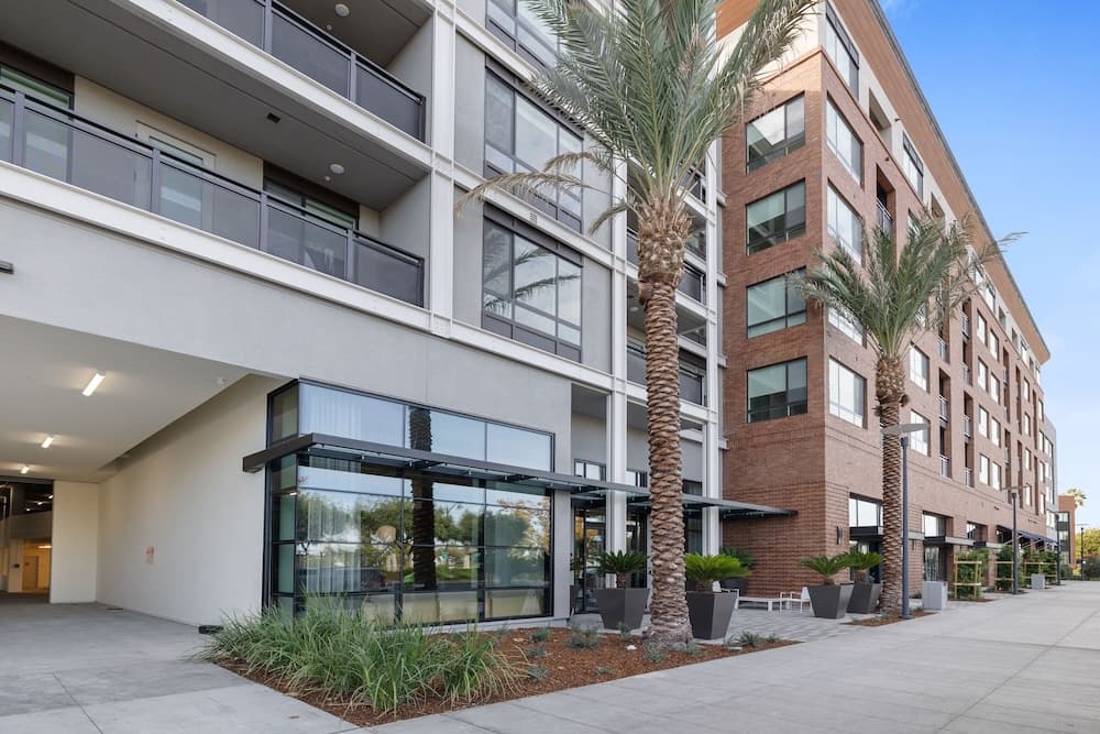 Kasa University-Airport Santa Clara featured exterior or lobby in Santa Clara, CA — similar hotel