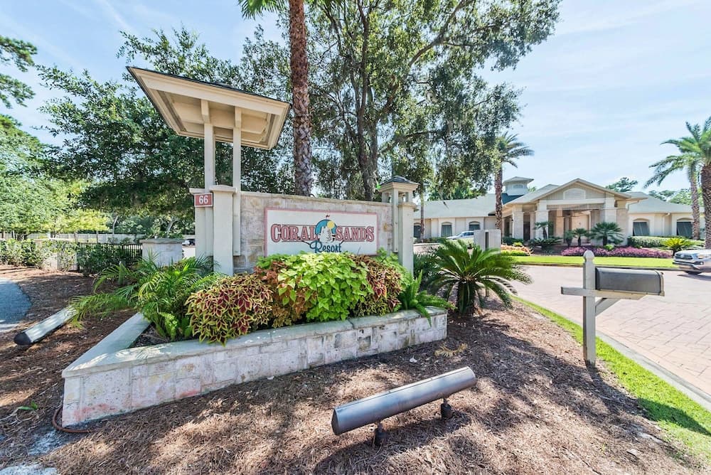 Coral Sands Resorts by Palmera featured exterior or lobby in Hilton Head Island, SC — similar hotel