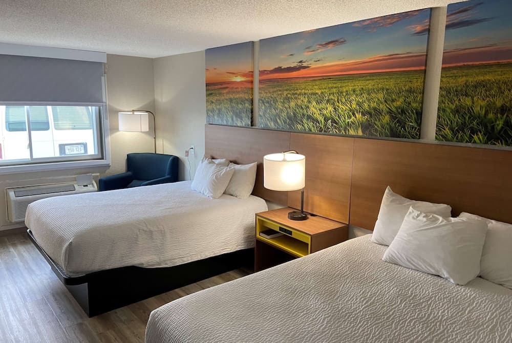Days Inn by Wyndham Ankeny - Des Moines property views in Ankeny, IA — gallery photo 3