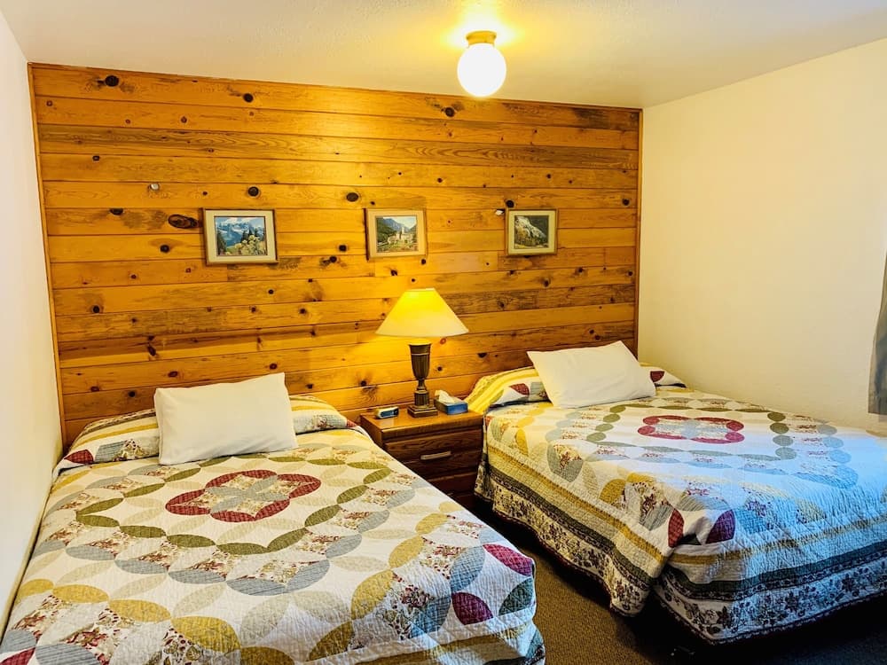 Swiss Alaska Inn property views in Talkeetna, AK — gallery photo 3