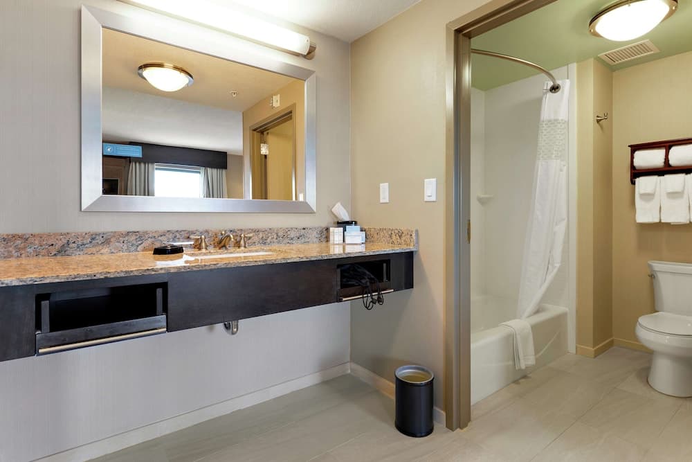 Hampton Inn & Suites Gulfport I-10 gallery photo in Gulfport, MS — image 57