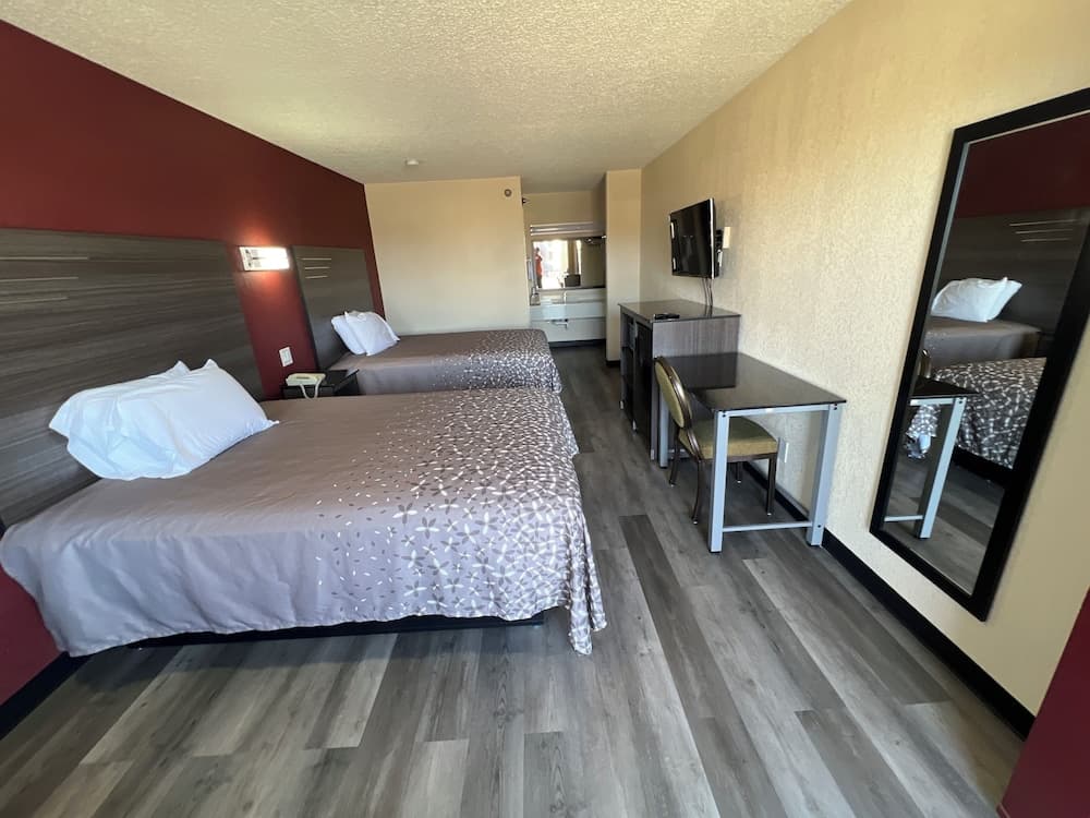 CourtesyStay interior in Mansfield, TX — gallery photo 2