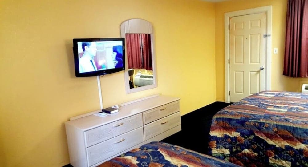Budget In interior in Coleman, TX — gallery photo 2
