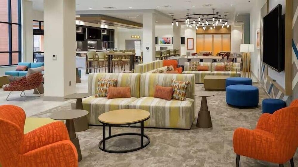 Hilton Garden Inn Hutchinson featured exterior or lobby in Hutchinson, KS — similar hotel