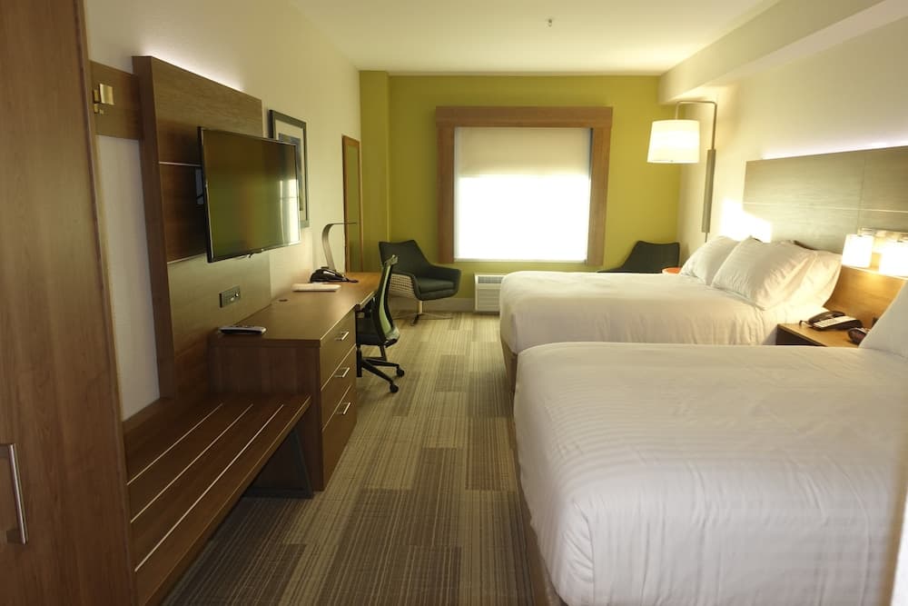 Holiday Inn Express & Suites Brentwood by IHG property views in Brentwood, CA — gallery photo 3