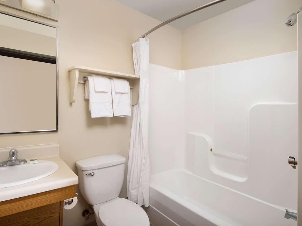 WoodSpring Suites Denton gallery photo in Denton, TX — image 27
