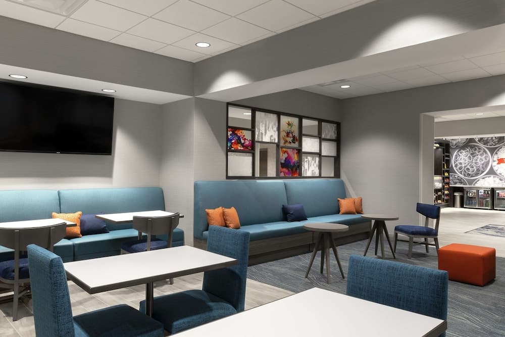 Hampton Inn O'Fallon gallery photo in O'Fallon, IL — image 21