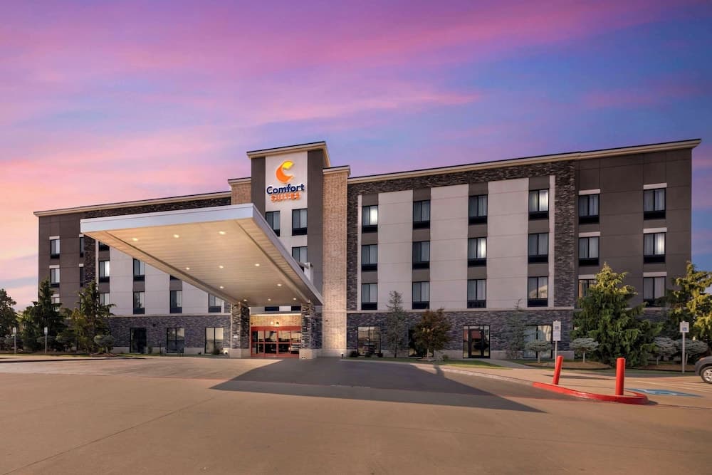Comfort Suites Meridian and I-40 featured exterior or lobby in Oklahoma City, OK — similar hotel