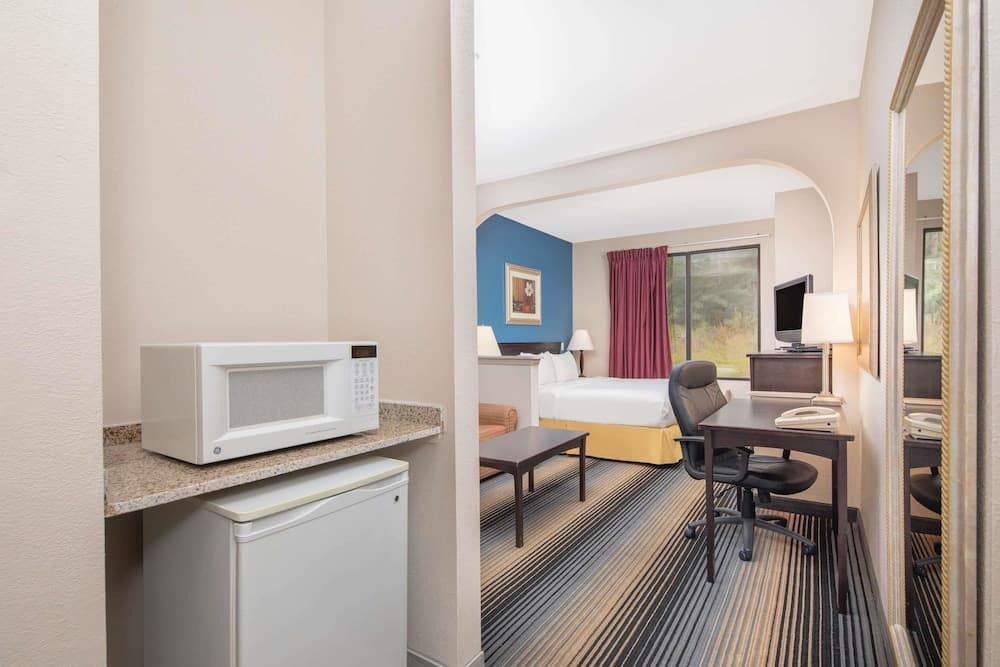 Baymont by Wyndham Laurel featured exterior or lobby in Laurel, MS — similar hotel