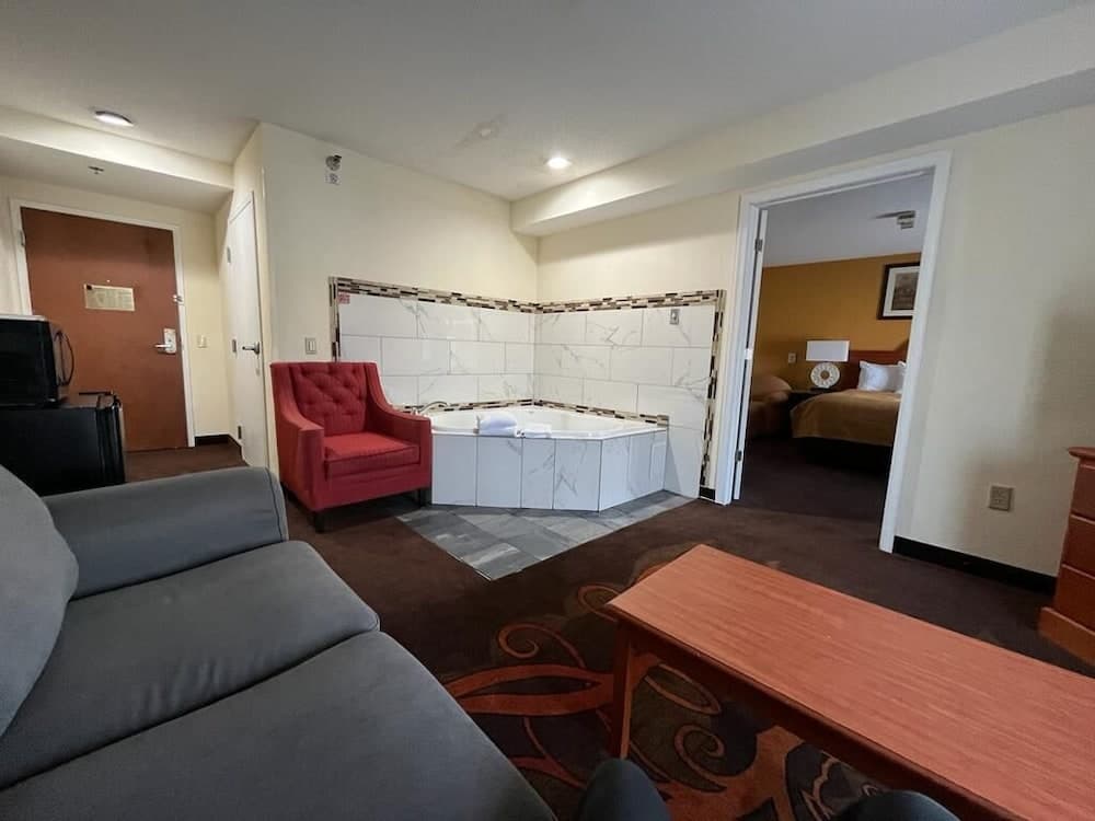 Chocolate Express Hotel & Suites Hershey interior in Hummelstown, PA — gallery photo 2