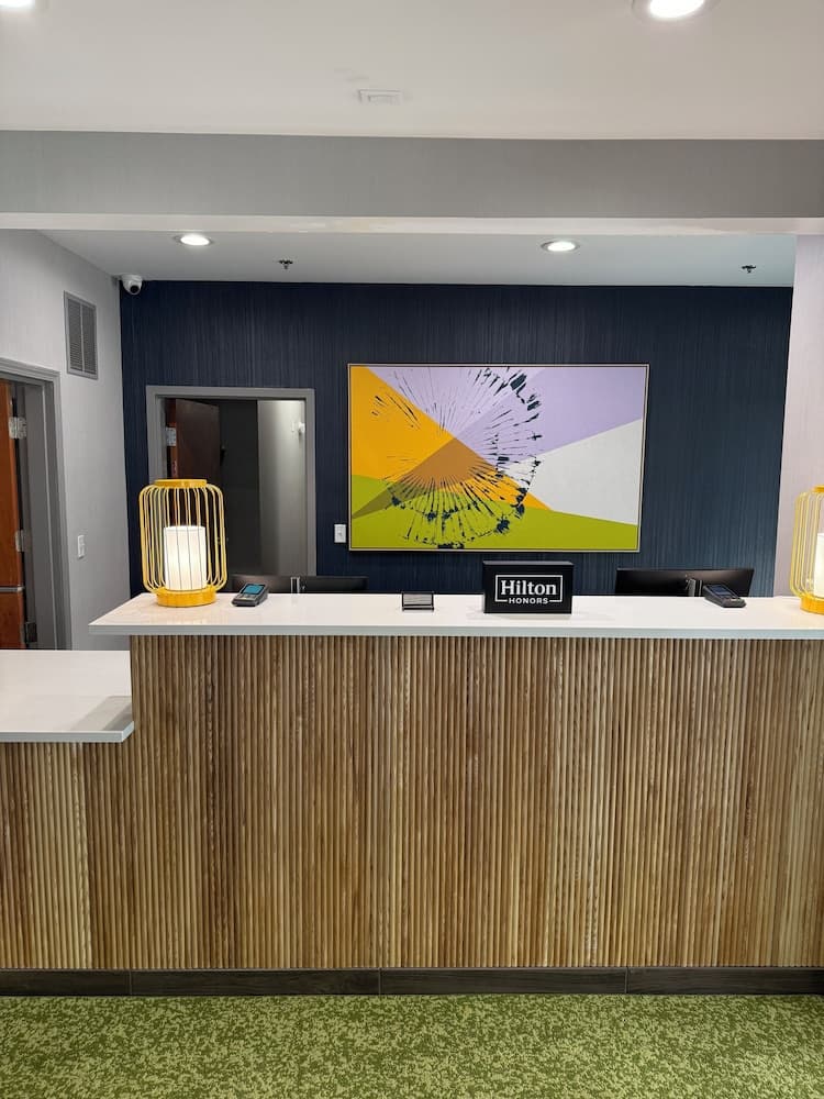 Spark By Hilton Hershey Near The Park interior in Hummelstown, PA — gallery photo 2