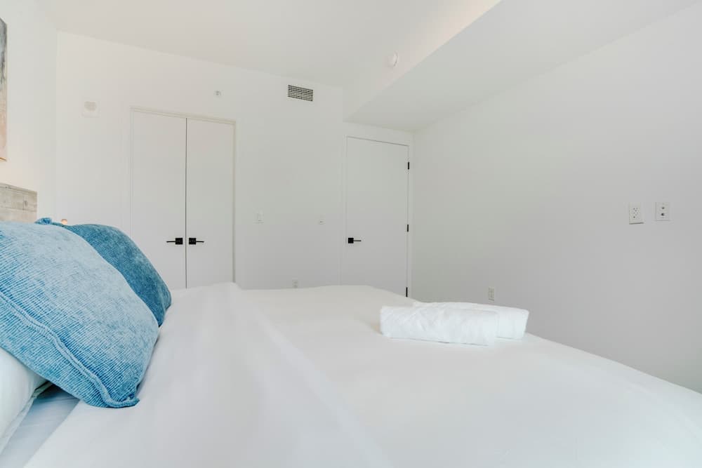 Miami Downtown Vacation Suites featured exterior or lobby in Miami, FL — similar hotel