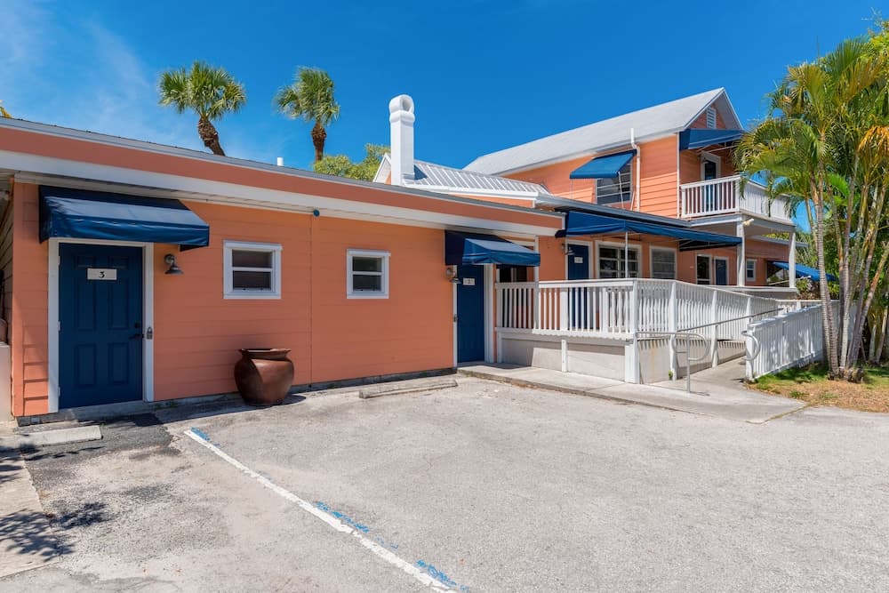 The Breezy Inn gallery photo in Jensen Beach, FL — image 36