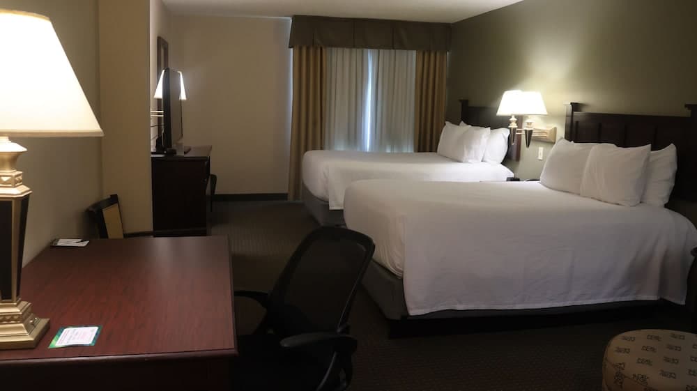 Wingate By Wyndham Peoria property views in Peoria, IL — gallery photo 3