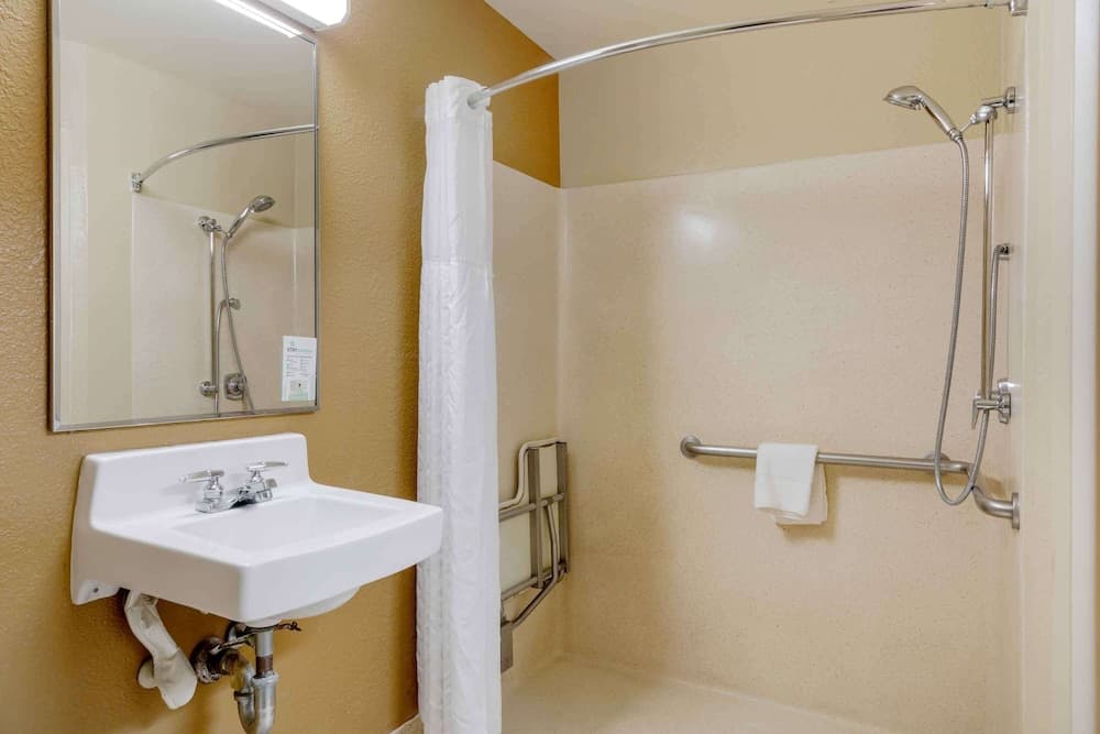 Extended Stay America Select Suites - Wildwood - The Villages gallery photo in Wildwood, FL — image 5