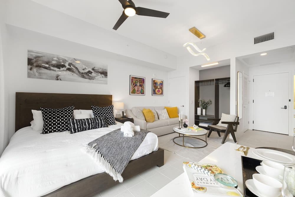Perfect Studio Stay in Downtown Miami featured exterior or lobby in Miami, FL — similar hotel