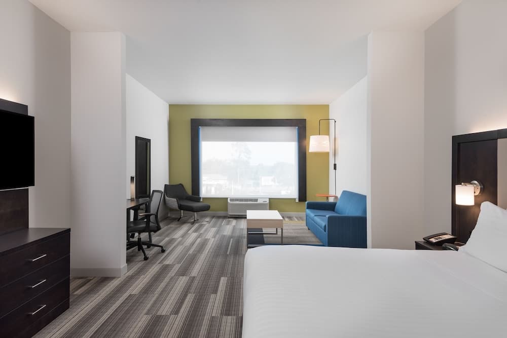 Holiday Inn Express & Suites Lakeland South by IHG gallery photo in Lakeland, FL — image 49