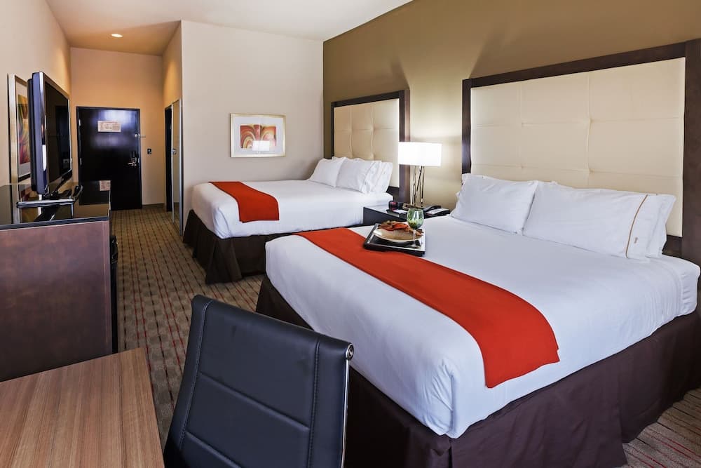 Holiday Inn Express Frisco Legacy Park Area by IHG property views in Frisco, TX — gallery photo 3