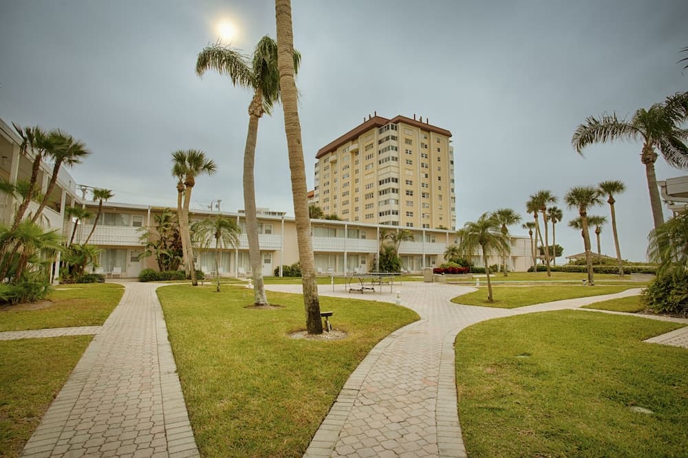 Sandcastle Resort at Lido Beach featured exterior or lobby in Sarasota, FL — similar hotel