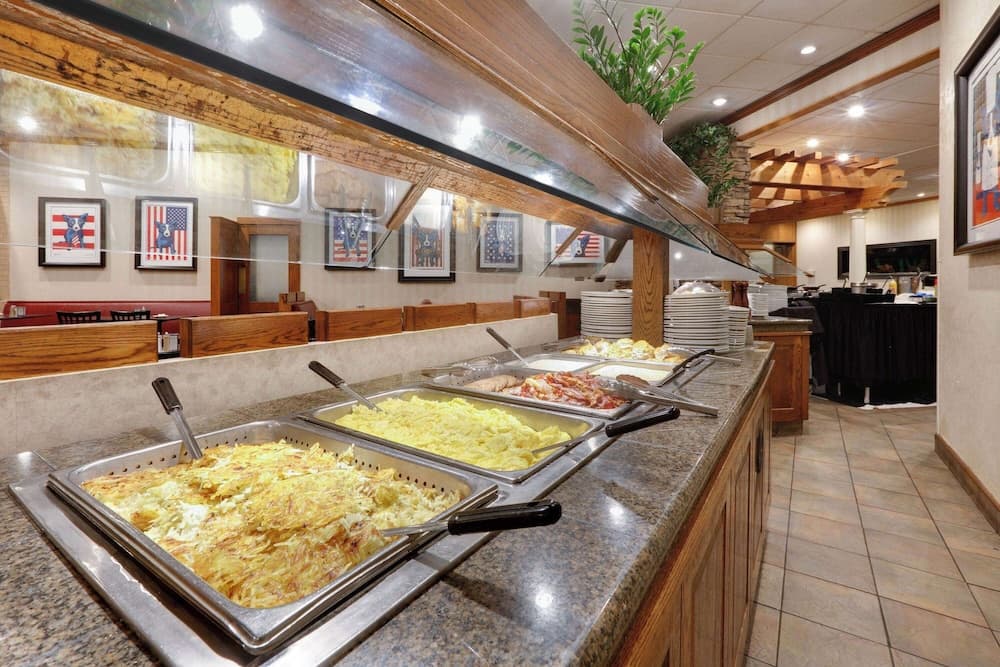 Wyndham Riverfront Hotel gallery photo in Little Rock, AR — image 41