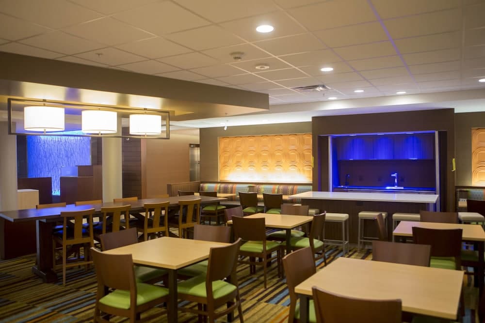 Fairfield Inn & Suites Cambridge gallery photo in Cambridge, OH — image 20