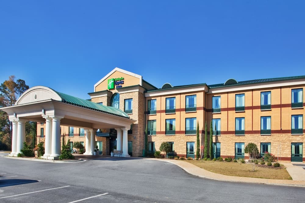 Holiday Inn Express & Suites Macon - I-475 By IHG — hotel in Macon, Georgia