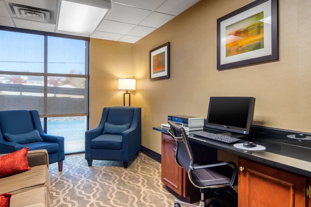 Comfort Inn & Suites LaGrange East gallery photo in LaGrange, GA — image 12