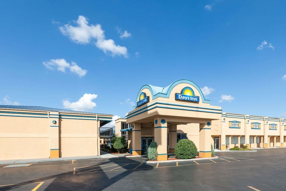 Days Inn by Wyndham Oklahoma City Fairground featured exterior or lobby in Oklahoma City, OK — similar hotel