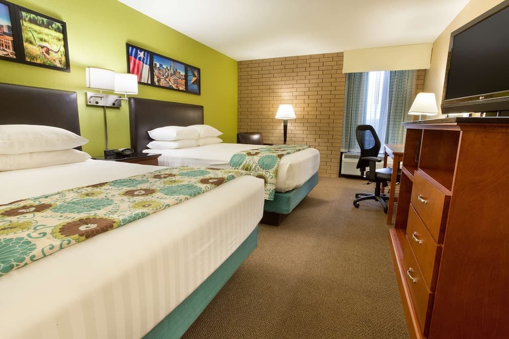 Heritage Inn Suites Houston/Sugar Land, Trademark by Wyndham gallery photo in Sugar Land, TX — image 20