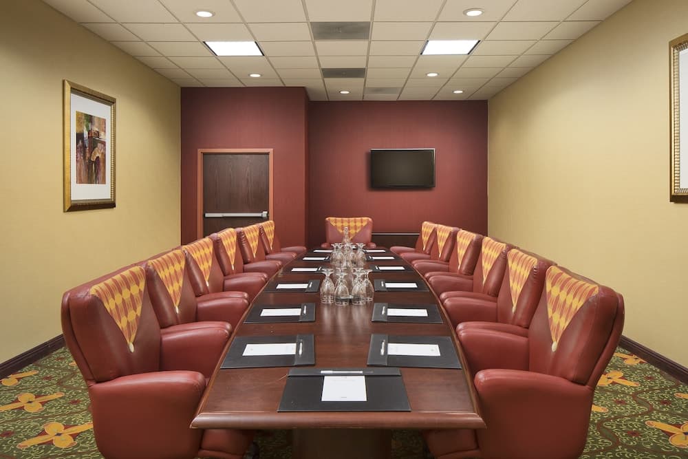 University Plaza Hotel gallery photo in Springfield, MO — image 15
