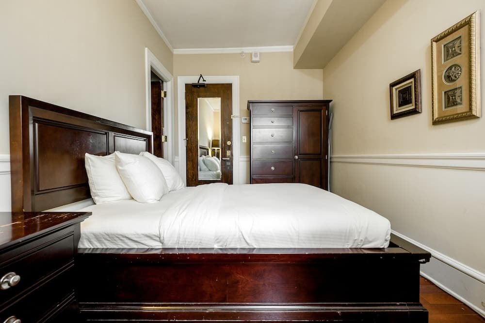 Hotel 340 gallery photo in St. Paul, MN — image 51