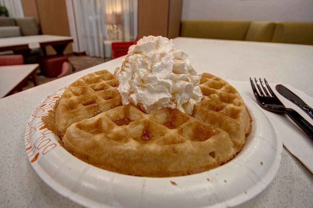 Hampton Inn & Suites Ontario Rancho Cucamonga gallery photo in Rancho Cucamonga, CA — image 23