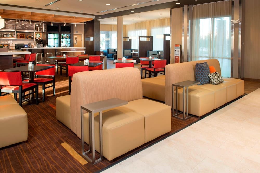 Courtyard by Marriott Dallas Midlothian-Midlothian Conf Ctr gallery photo in Midlothian, TX — image 18