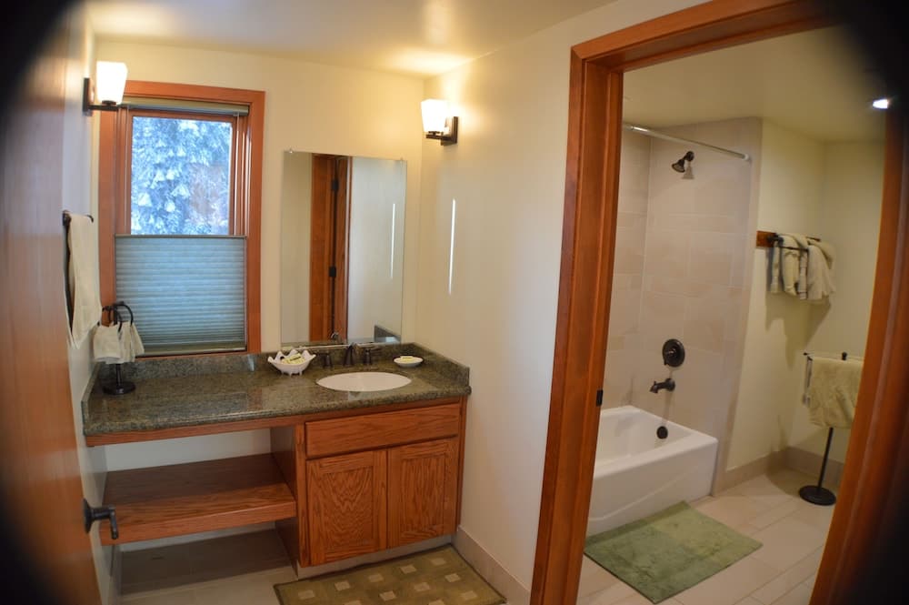 Montecito Sequoia Lodge gallery photo in Kings Canyon National Park, CA — image 69