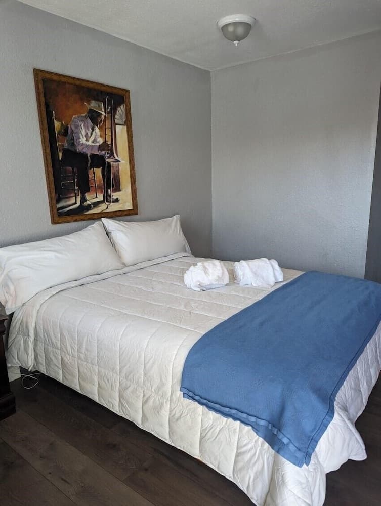 Ingles Motel gallery photo in Henderson, NV — image 5