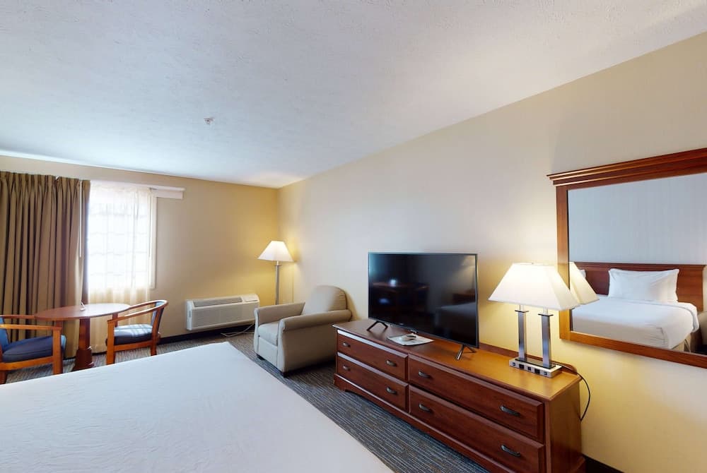 Ramada by Wyndham Strasburg/Shenandoah Valley gallery photo in Strasburg, VA — image 29