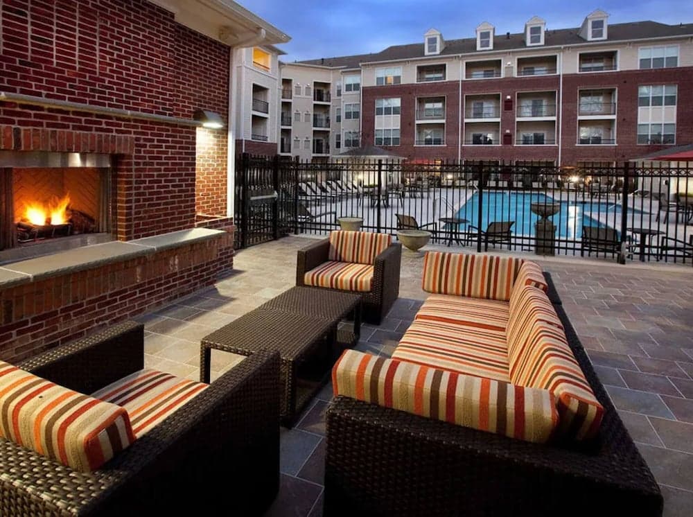 Luxury Penthouse of Lorton VA property views in Lorton, VA — gallery photo 3