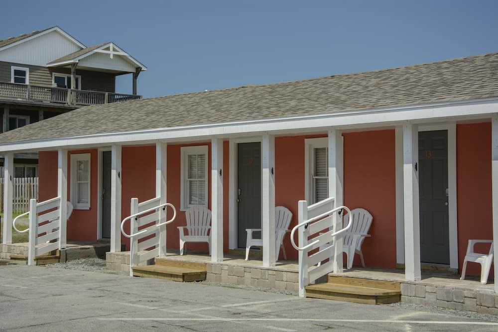 See Sea Motel featured exterior or lobby in Kill Devil Hills, NC — similar hotel