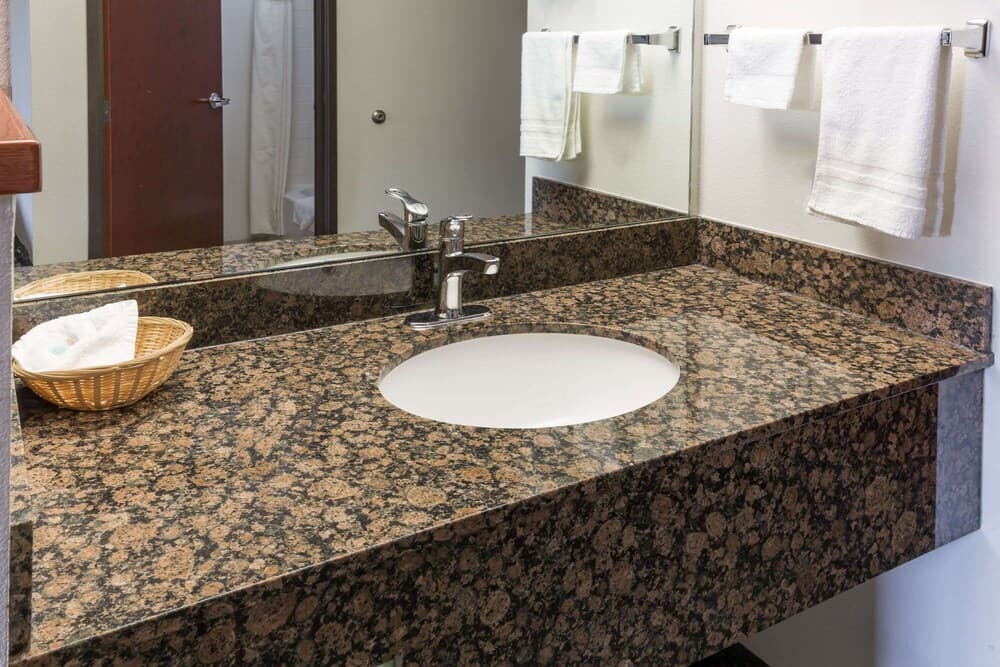 Travelodge Suites by Wyndham Newberg gallery photo in Newberg, OR — image 133
