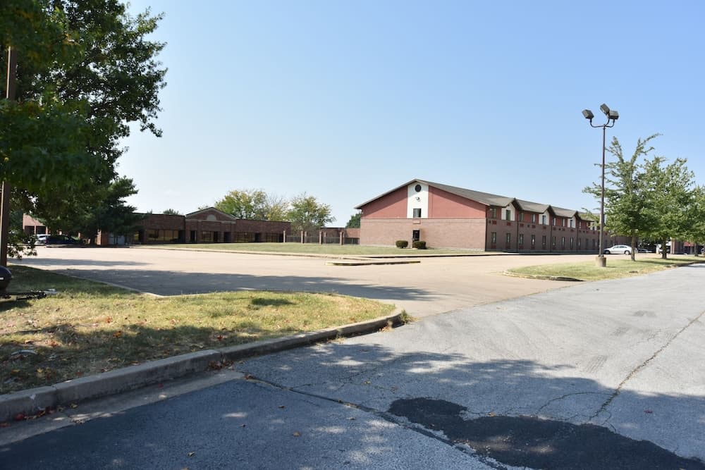 Super 8 by Wyndham Springfield/Battlefield property views in Springfield, MO — gallery photo 3