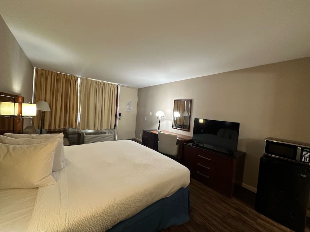 Gateway Hotel property views in Washington, DC — gallery photo 3