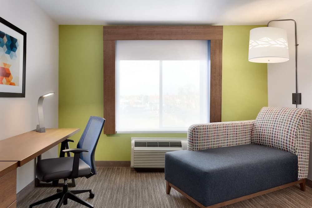 Holiday Inn Express Hotel & Suites Merced by IHG gallery photo in Merced, CA — image 12