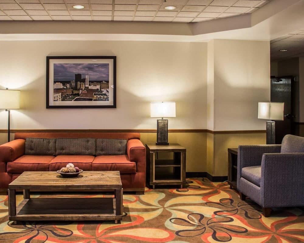 Quality Inn Akron South gallery photo in Akron, OH — image 4