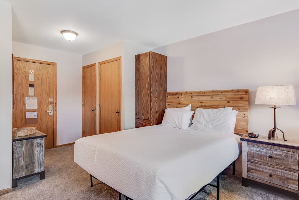 River Mountain Lodge interior in Breckenridge, CO — gallery photo 2