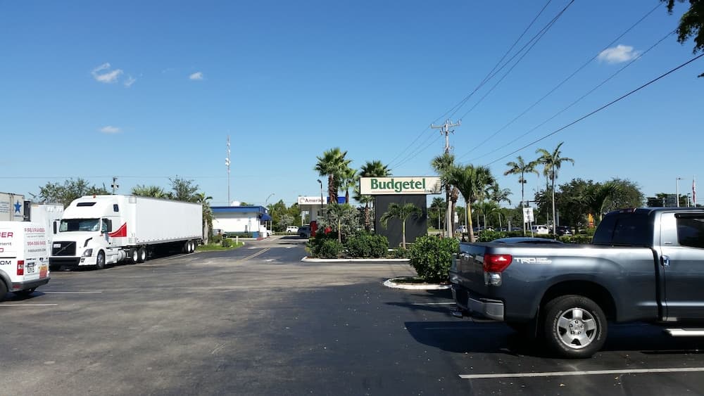 Budget Inn featured exterior or lobby in Pompano Beach, FL — similar hotel