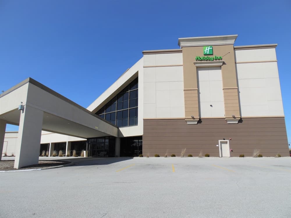 Holiday Inn Bloomington - Normal by IHG featured exterior or lobby in Normal, IL — similar hotel